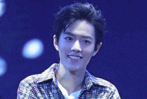 吃瓜娱乐圈李现和范丞丞,娱乐圈的瓜田奇遇记